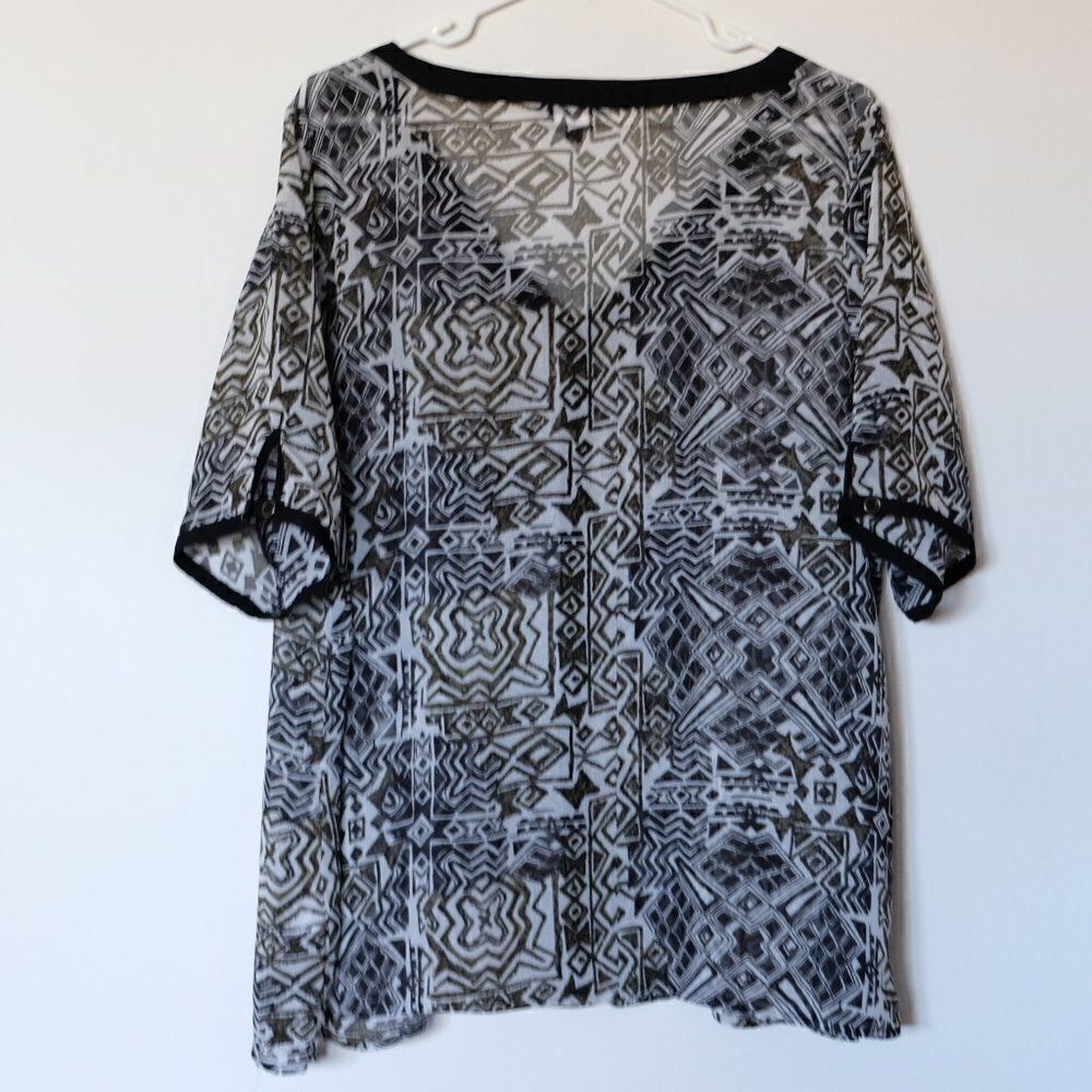 Reitmans PLUS sheer top blouse - Picture 3 of 11
